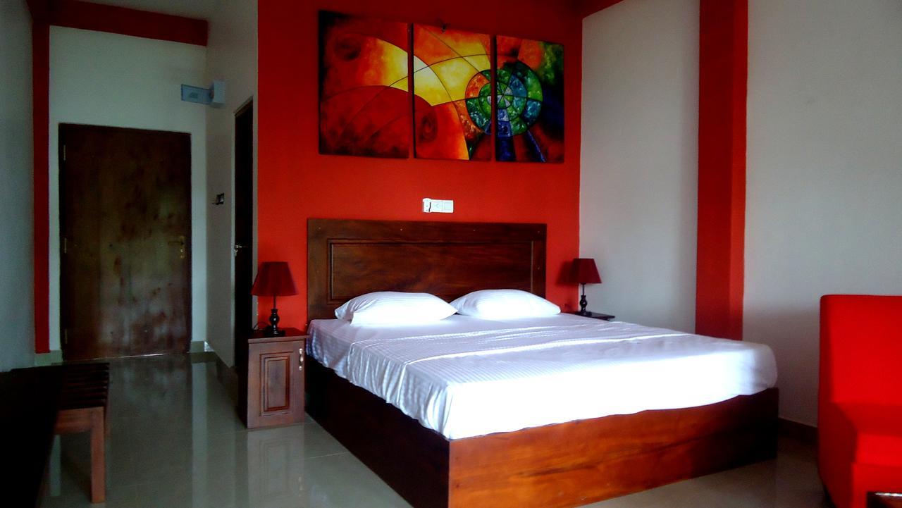 Bridge Hotel Negombo Kimbulapitiya Δωμάτιο φωτογραφία