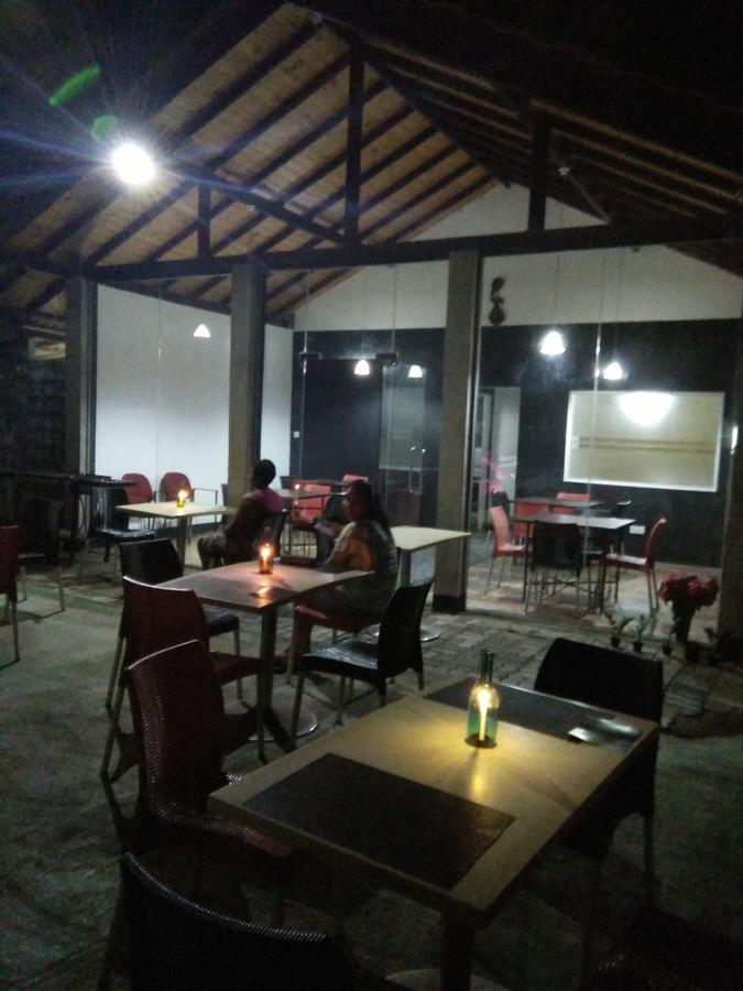 Bridge Hotel Negombo Kimbulapitiya Εξωτερικό φωτογραφία