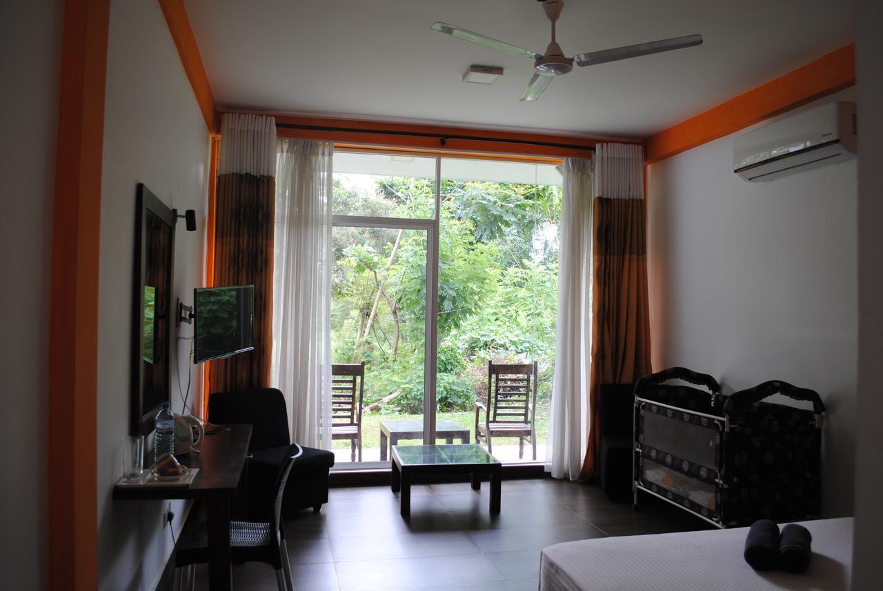 Bridge Hotel Negombo Kimbulapitiya Εξωτερικό φωτογραφία